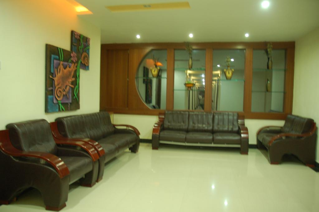 Hotel Sitara Royal Hyderabad Habitación foto